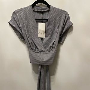 Zara Woman metallic thread T-shirts tied bow short sleeve